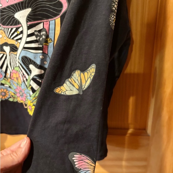 Rebellious One Black Graphic Long Sleeve Shirt NWT - Picture 3 of 11